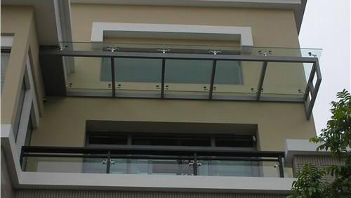 PC陽光板、耐力板作為高層建筑門窗使用時應注意的問題
